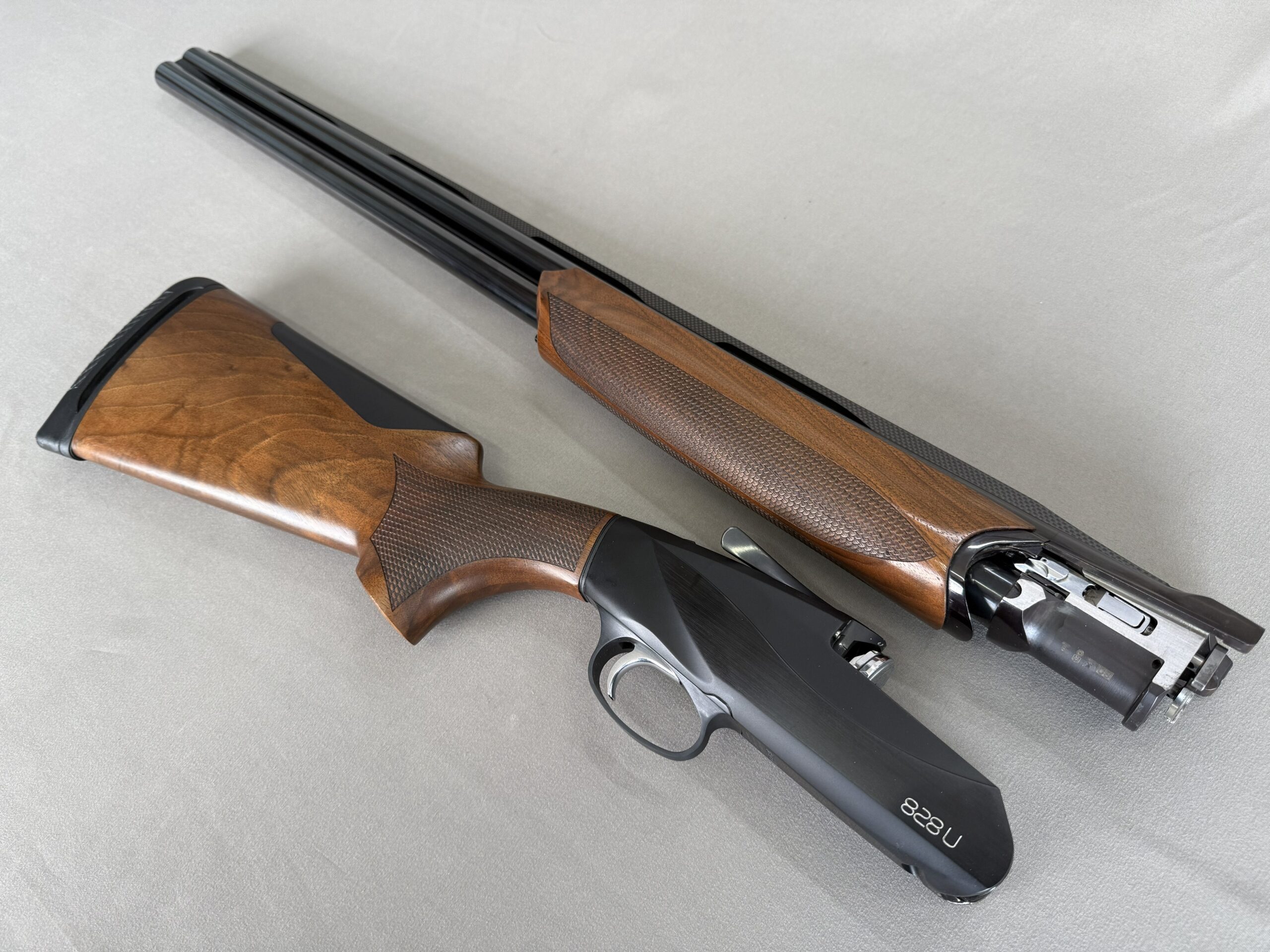 【中古銃】　ベネリ　828U　ブラック　30インチ